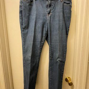 LL Bean Classic Fit Petite Jeans